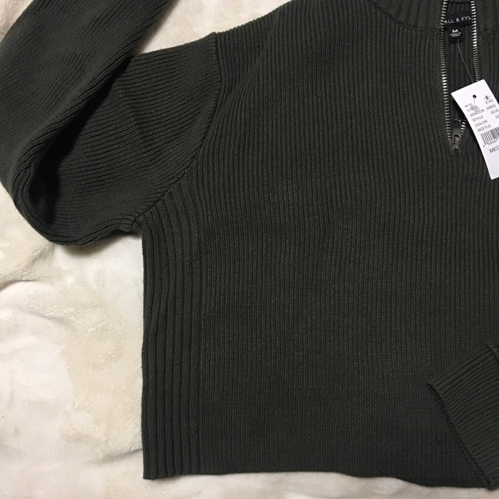 NEW Green Ribbed Half Zip - Picture 7 of 10
